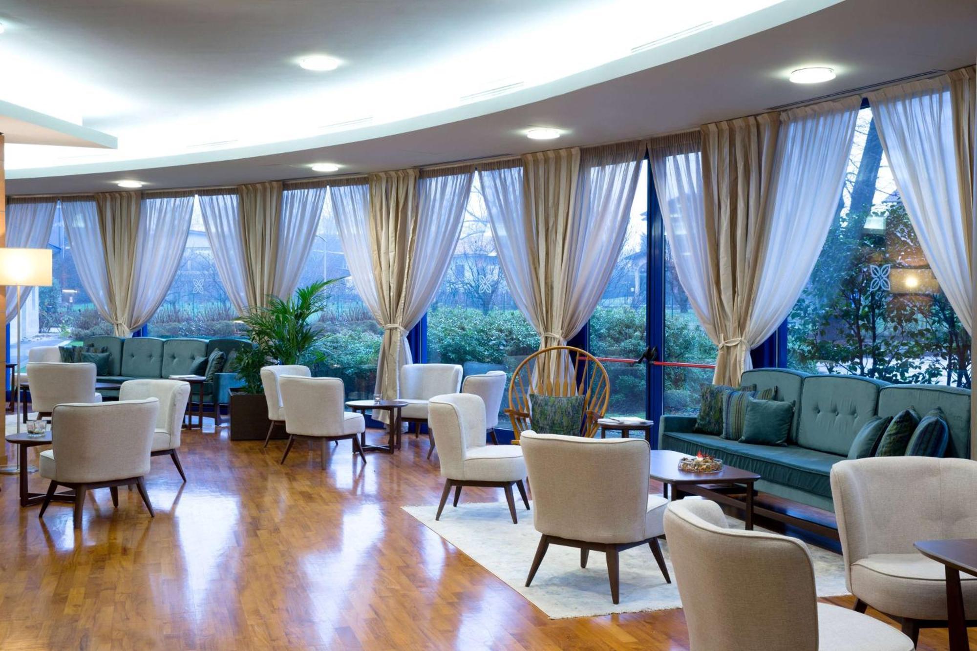 Dolce By Wyndham Milan Malpensa Hotel Somma Lombardo Exterior photo